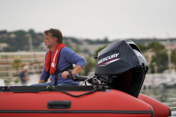 Mercury 25-30hp FourStroke Outboards