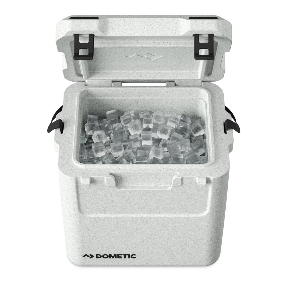 Dometic Cool Ice 28L Rotomoulded Icebox - Image 2